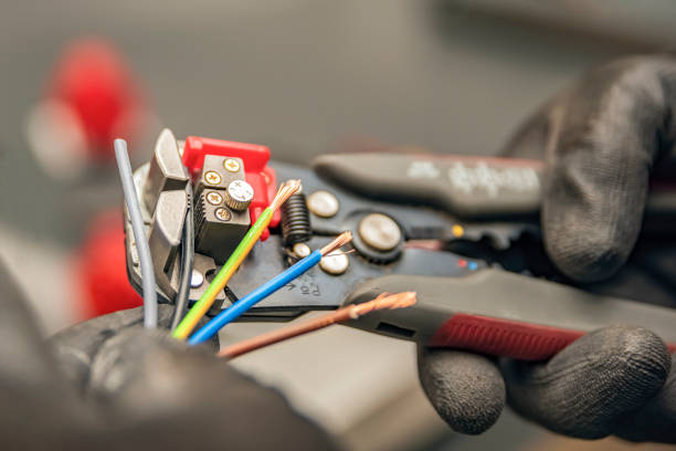 Best Ceiling Fan Installation Electrician  in Waimanalo, HI